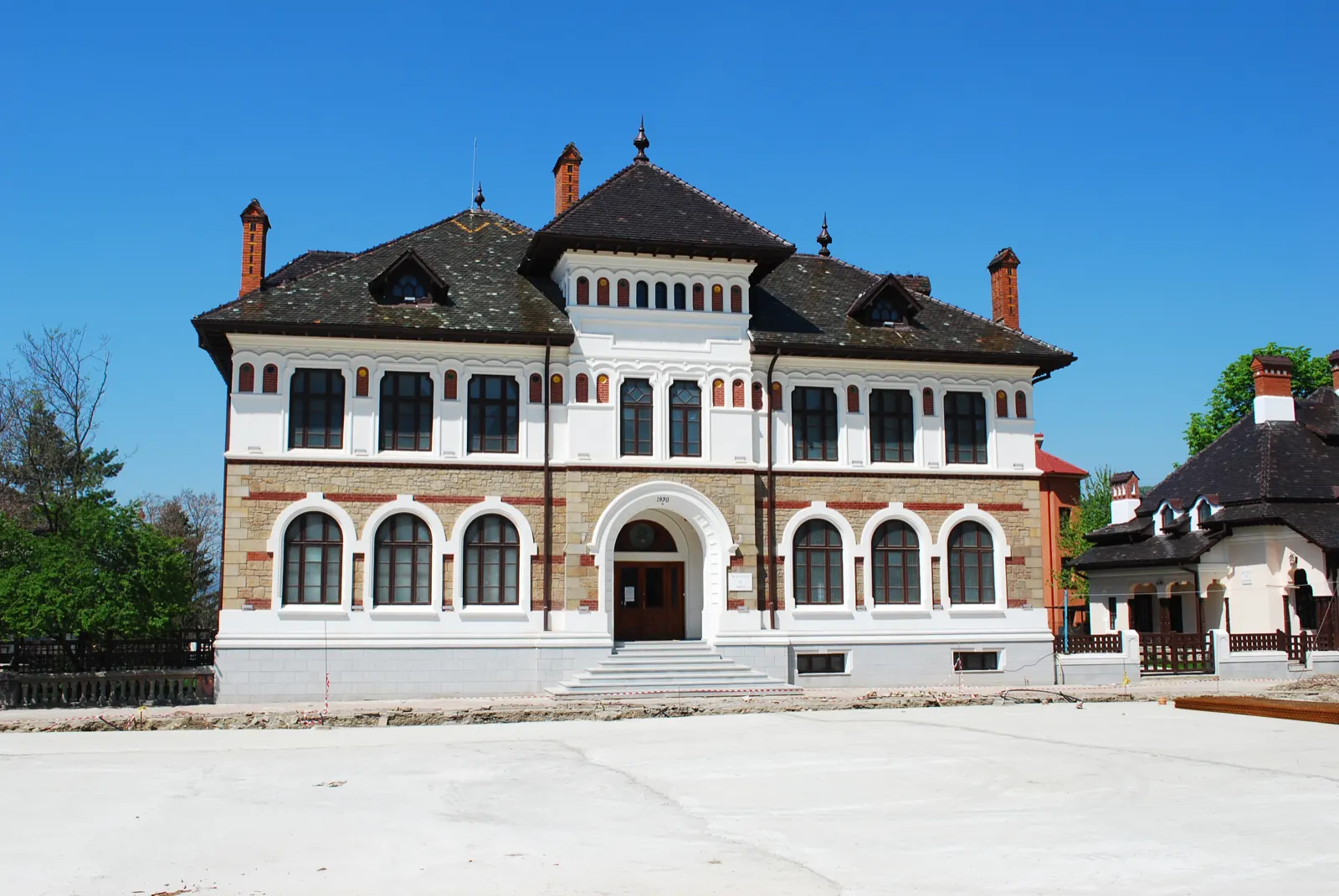 Art Museum Piatra Neamț